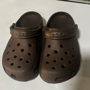 Classic Crocs “Coffee” Men’s 6 Women’s 8